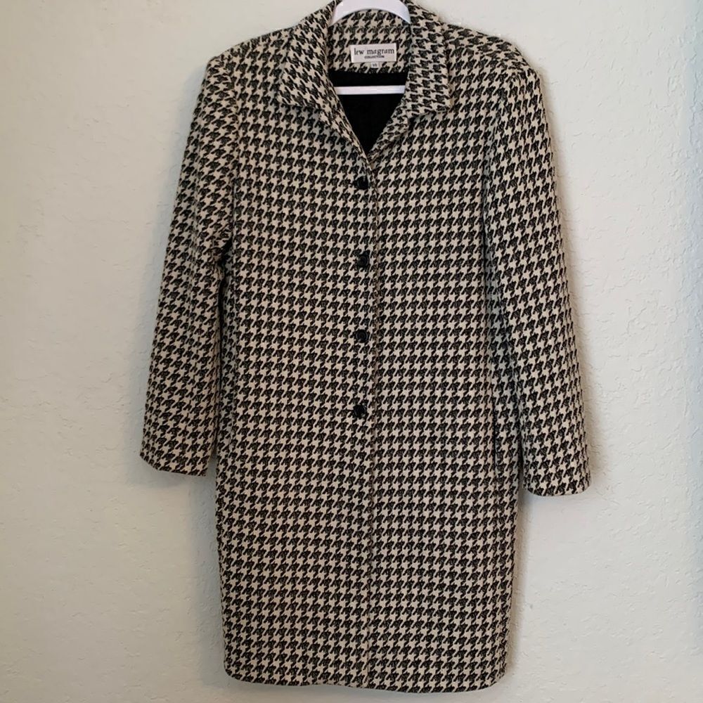 LEW MAGRAM Woman’s Outerwear Size 14